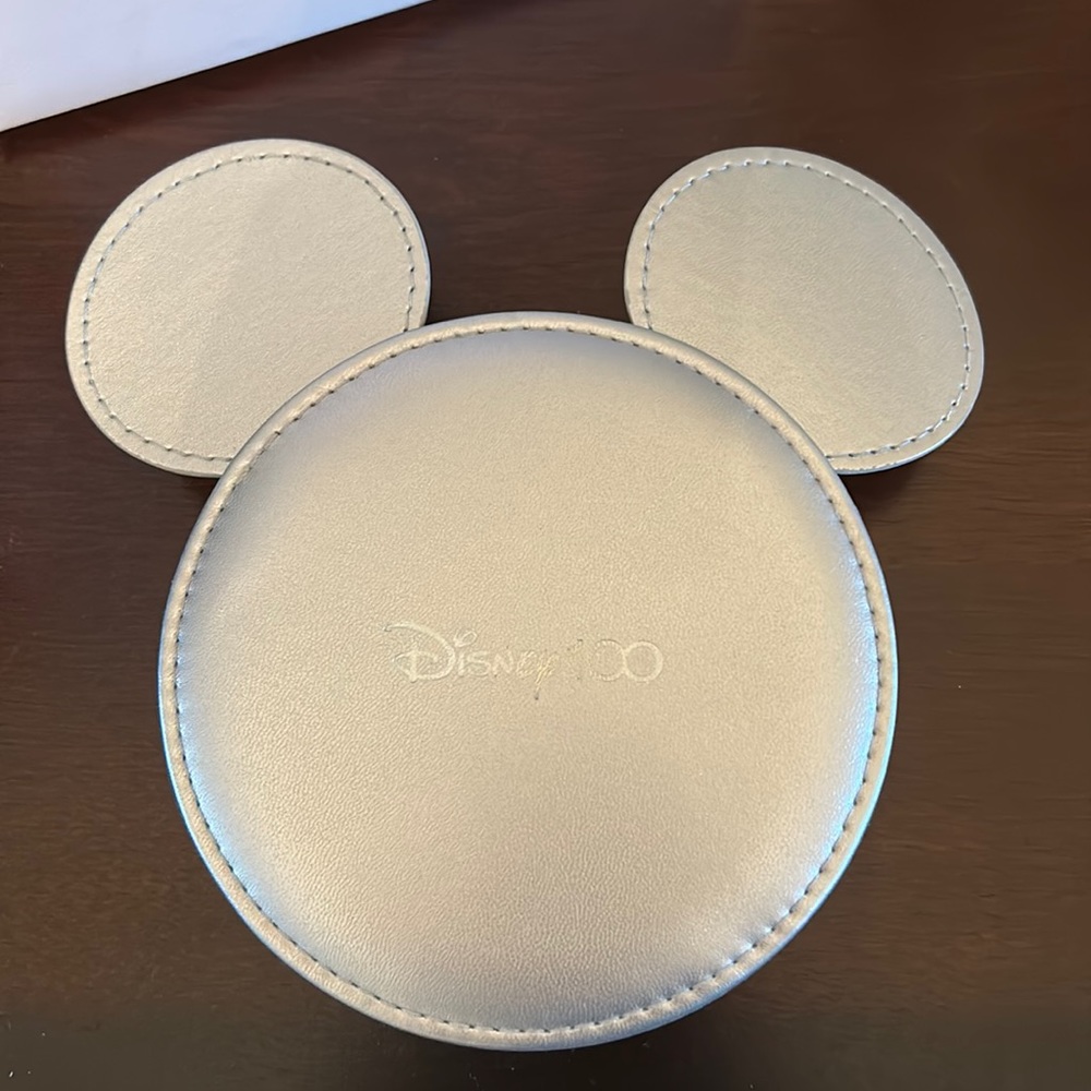 Pandora Disney 100 collectors box